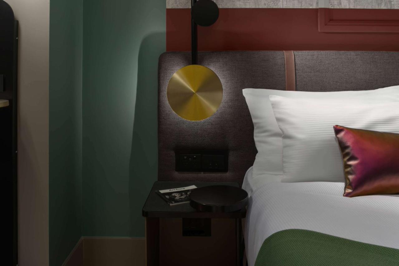 QT Auckland Hotel Buitenkant foto A 3D rendering of a bedroom