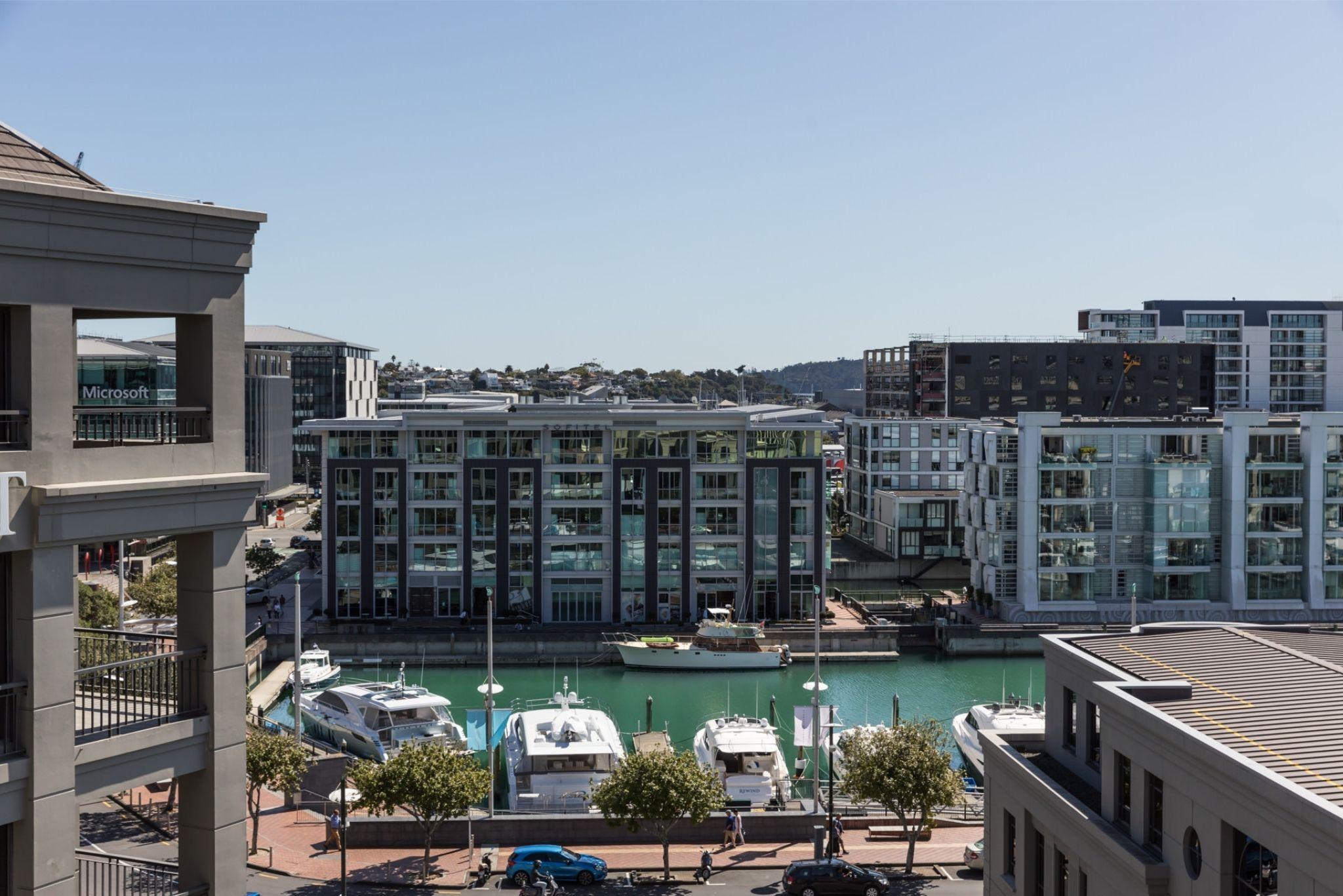 QT Auckland Hotel Buitenkant foto The Waterfront